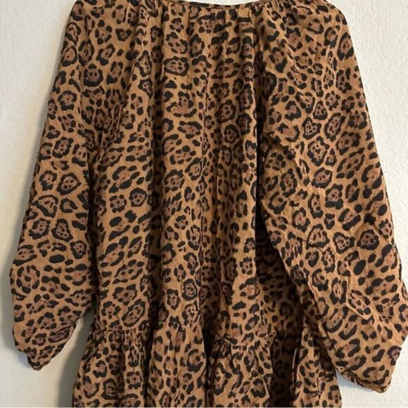 H&M Leopard Print Puff Sleeve V-NeckDrop Waist Dress Size Medium - Picture 8 of 12
